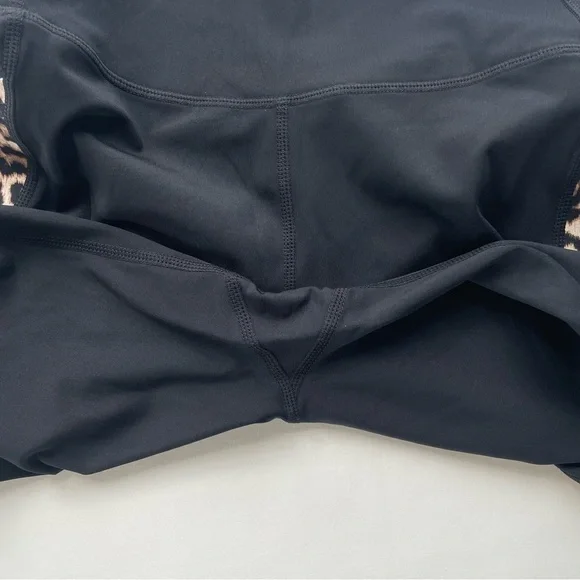 Zyia Active Brilliant Hi-Rise Leopard Side Panel Crop Leggings Sz 6-8 Black 20” - Picture 7 of 7